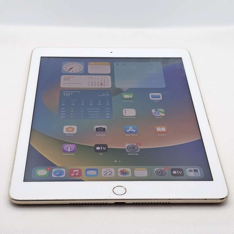 iPad 9.7 5th Gen (Wi-Fi Only) 128GB Gold (3 Month Warranty)