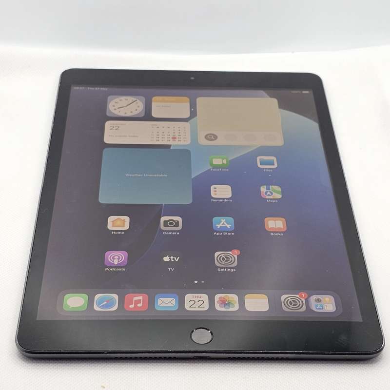 iPad 10.2 7th Gen (Wifi Only) No Touch ID And Bent Casing Space Grey (3 Month Warranty)