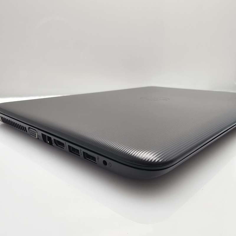 HP 250 G5 "Core i3" 2.00GHz 8GB RAM 512GB SSD Faulty Battery Black