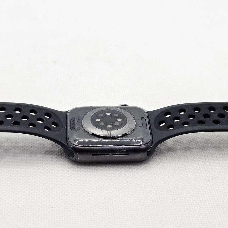 Apple Watch Series 6 40mm GPS Only Space Gray (3 Month Warranty) - With Black Nike Straps