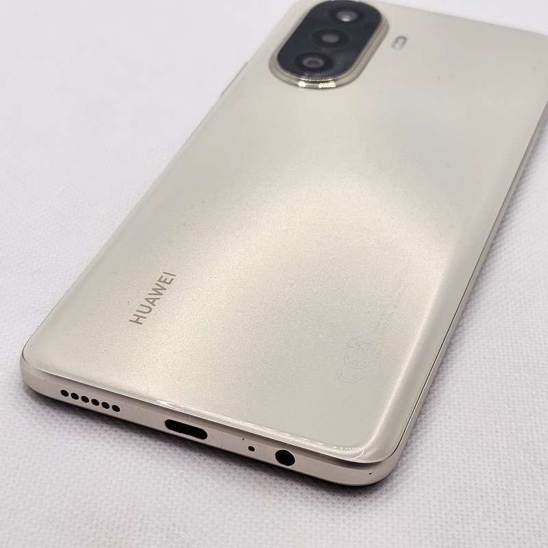 Huawei Nova Y71 Dual Sim 128GB Gold - Mint Condition