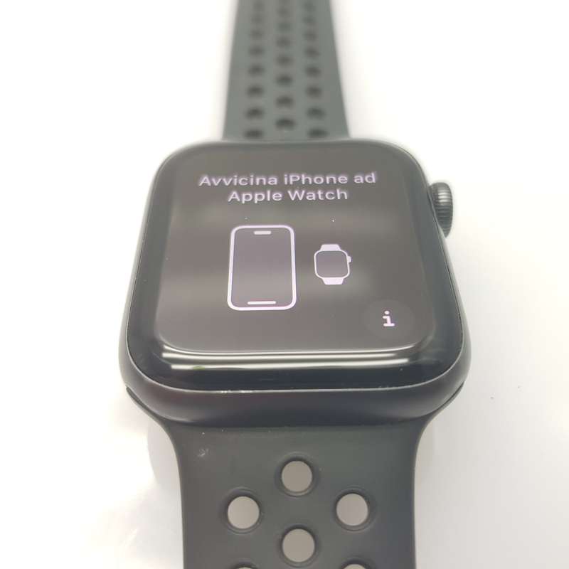 Apple Watch Series 6 44mm Nike  GPS Only Space Gray (3 Month Warranty)