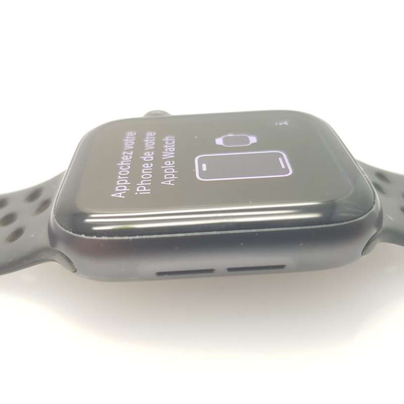 Apple Watch Series 6 44mm Nike  GPS Only Space Gray (3 Month Warranty)