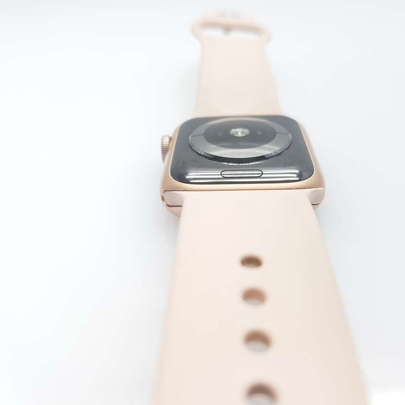 Apple Watch Series 5 40mm GPS Only Gold (3 Month Warranty)