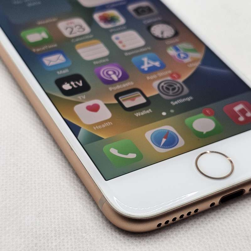 iPhone 8 64GB Gold