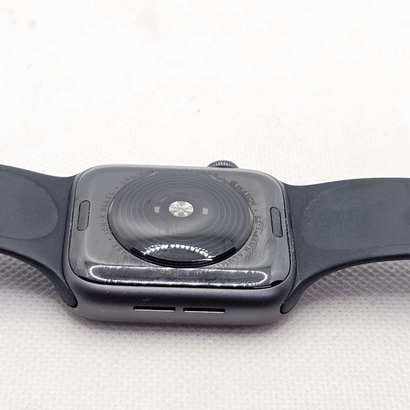 Apple Watch SE 1st Gen 44mm GPS Only Space Gray (3 Month Warranty)