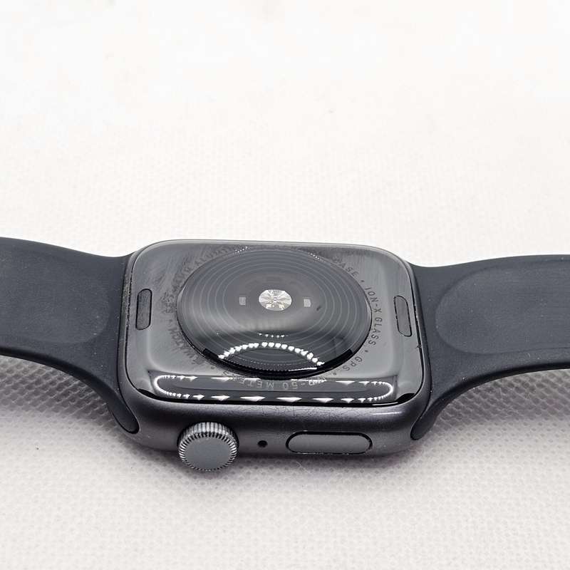 Apple Watch SE 1st Gen 44mm GPS Only Space Gray (3 Month Warranty)