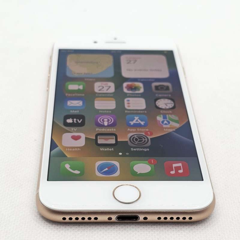 iPhone 8 64GB Gold