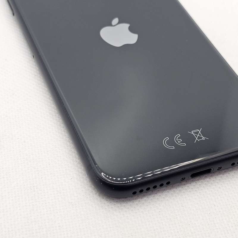 iPhone SE 2020 64GB Black (3 Month Warranty)