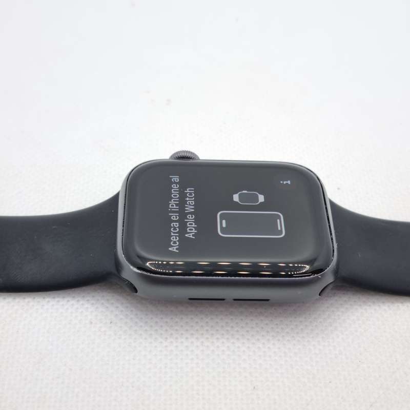Apple Watch Series 4 44mm GPS Only Silver (3 Month Warranty)