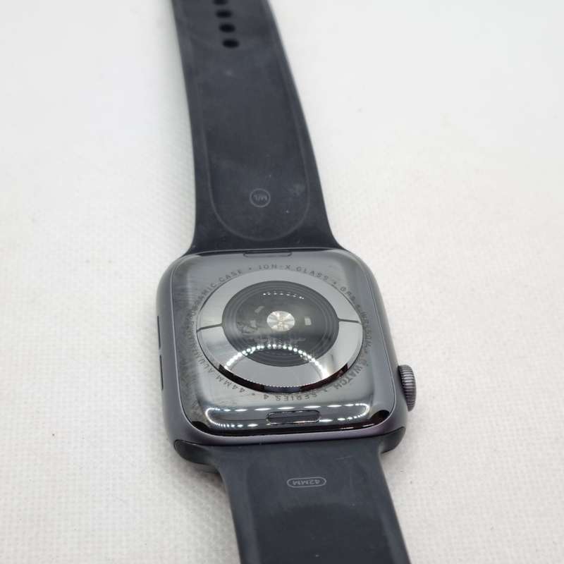Apple Watch Series 4 44mm GPS Only Silver (3 Month Warranty)