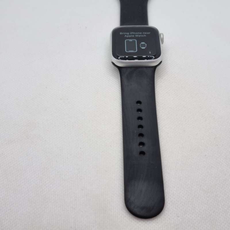 Apple Watch Series 4 Nike Plus 40mm GPS Only Silver (3 Month Warranty) - With Black Straps