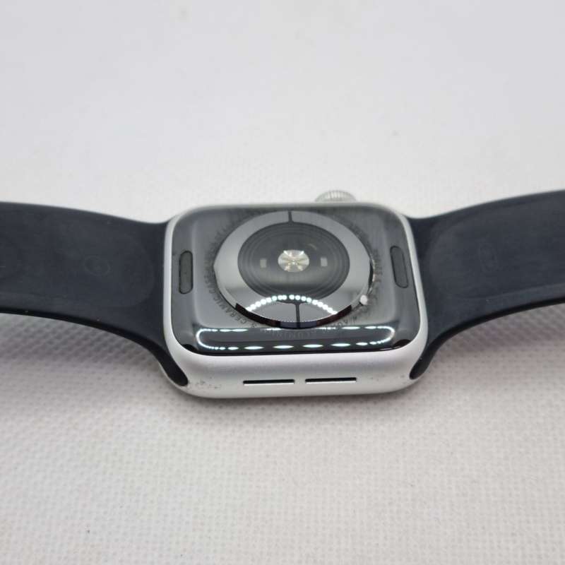 Apple Watch Series 4 Nike Plus 40mm GPS Only Silver (3 Month Warranty) - With Black Straps