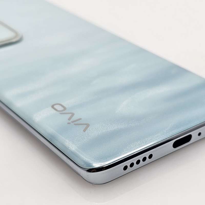 Vivo V30 512GB Dual Sim Aqua (6 Month Warranty) - Mint Condition