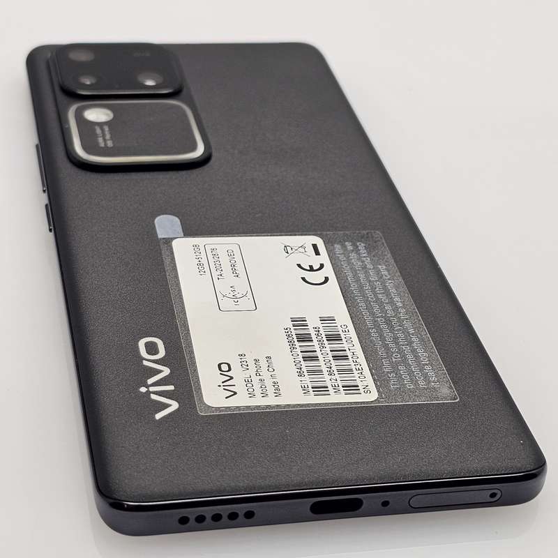 Vivo V30 512GB Dual Sim LCD Burn Black (6 Month Warranty)