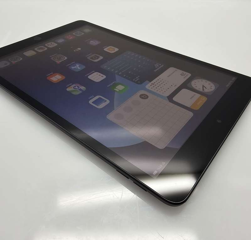 iPad 10.2 9th Gen (WiFi Only) 64GB Dim Backlight Space Grey (3 Month Warranty)