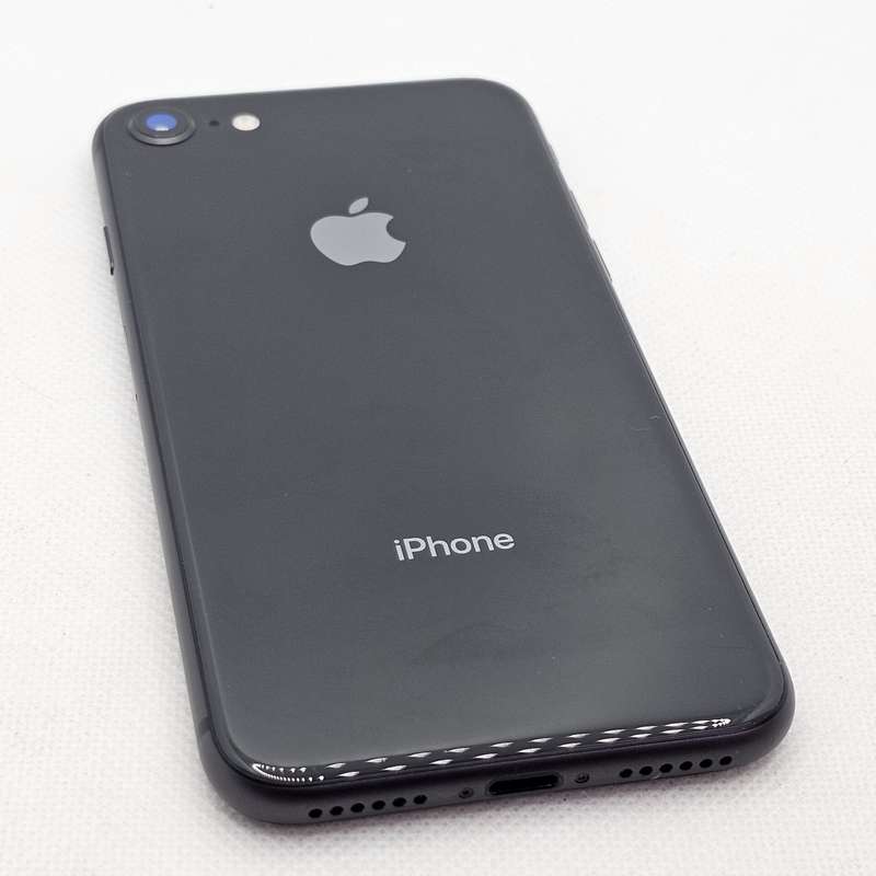 iPhone 8 64GB Space Grey