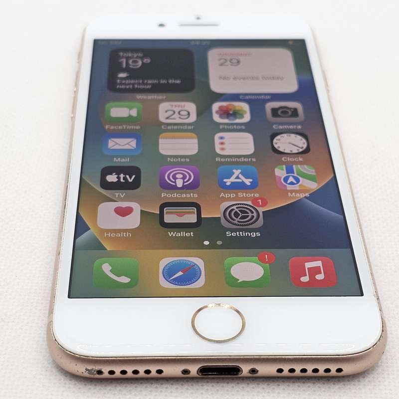 iPhone 8 64GB Gold