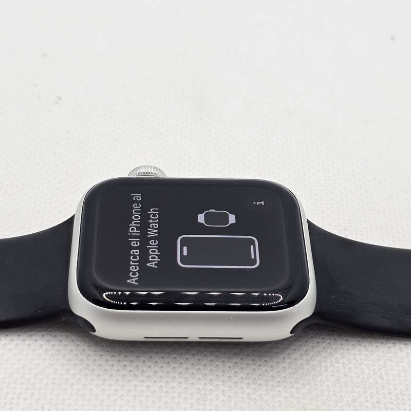 Apple Watch SE 1st Gen 40mm GPS Only Silver (3 Month Warranty)  With Black Straps