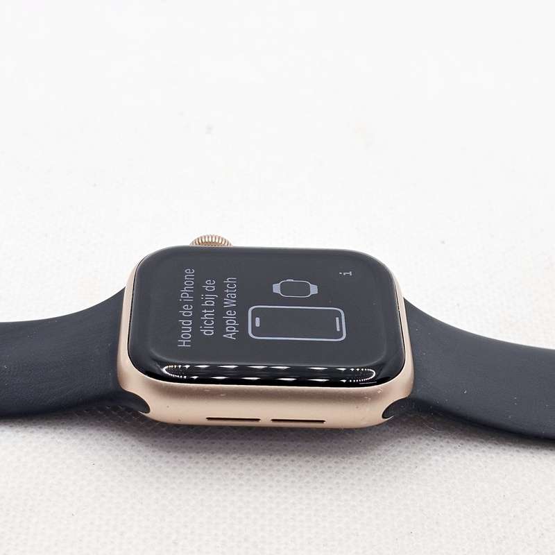 Apple Watch Series 4 40mm GPS Only Rose Gold (3 Month Warranty)  With Black Straps