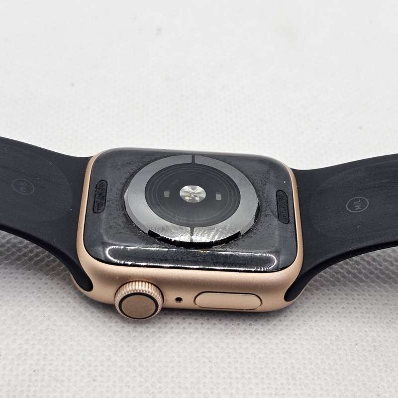 Apple Watch Series 4 40mm GPS Only Rose Gold (3 Month Warranty)  With Black Straps
