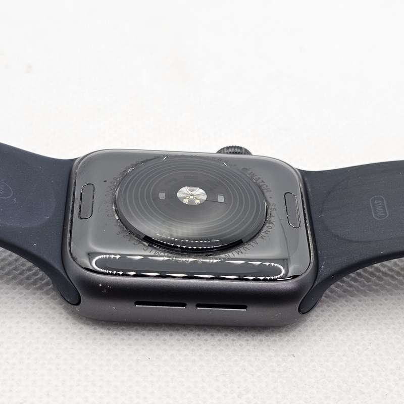Apple Watch SE 1st Gen 40mm GPS Only Space Grey (3 Month Warranty)