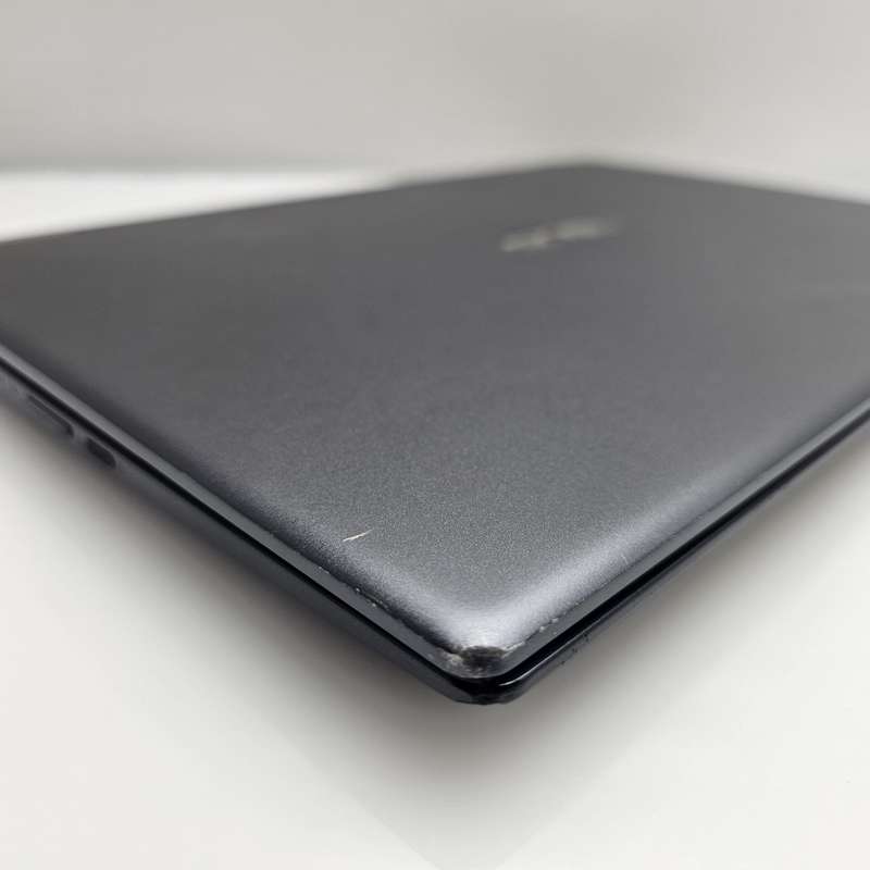 Asus Vivobook Flip 14 8th Gen Core i5 1.60GHz 8GB RAM 500GB SSD Cracked Screen Grey