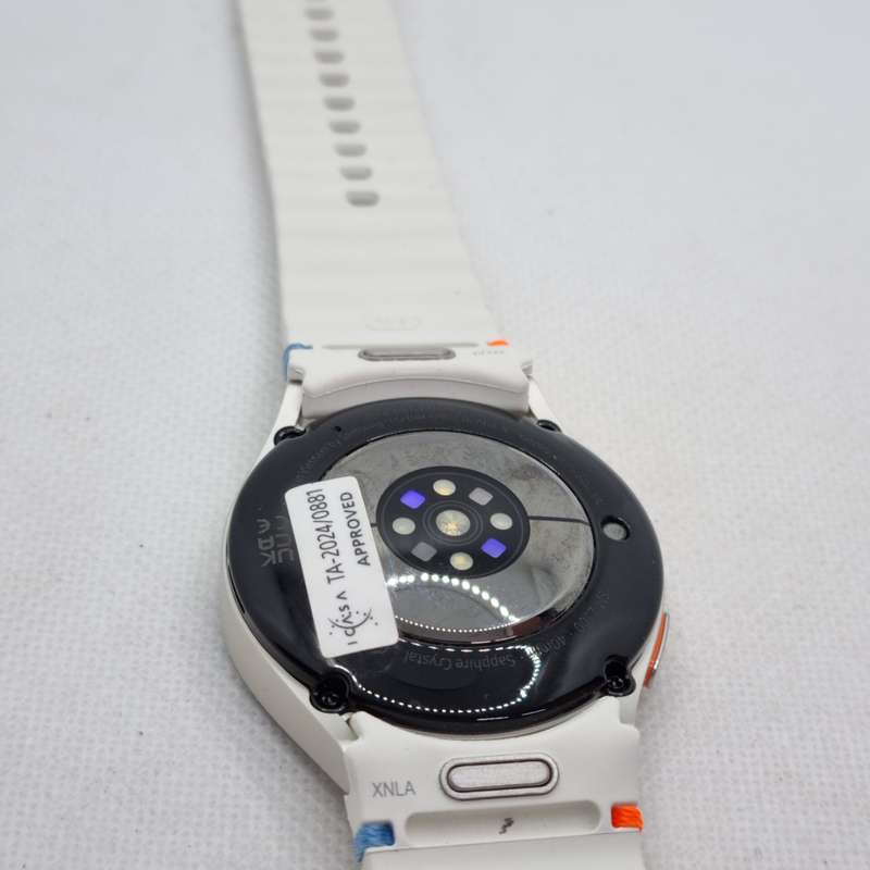 Samsung Galaxy Watch 7 40mm GPS Only Cream (3 Month Warranty) - Mint Condition