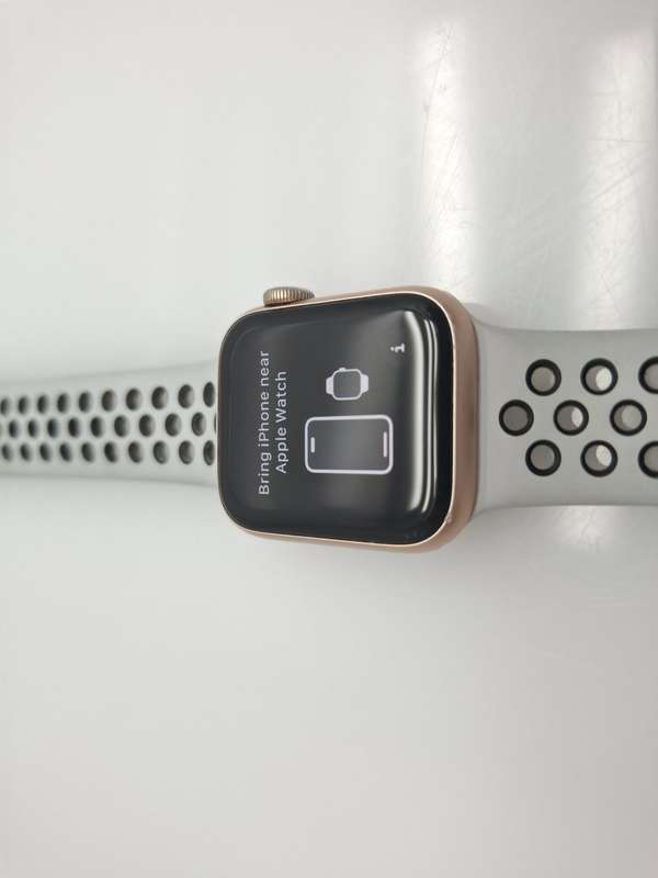 Apple Watch Series 4 40mm GPS Only Rose Gold (3 Month Warranty) - With White Nike Straps