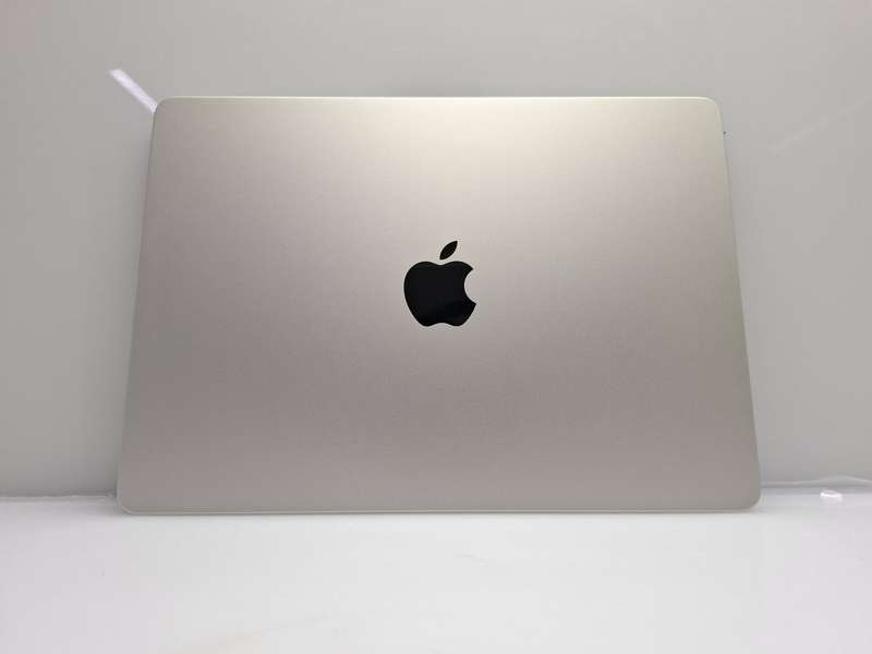 MacBook Air 13-Inch "M3" 8 CPU/ 10 GPU (2024) 8GB RAM 512GB SSD Starlight (12 Month Warranty)