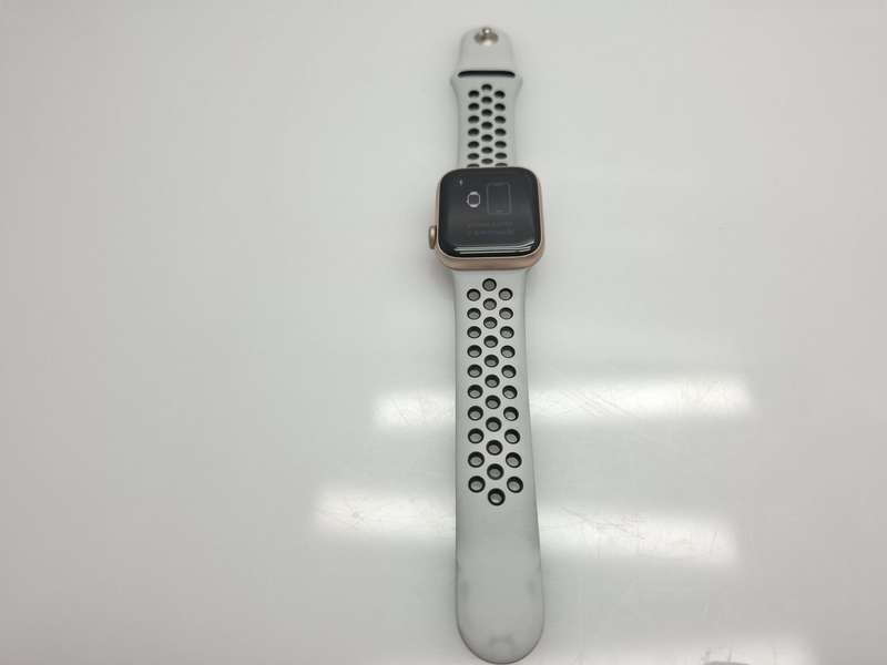 Apple Watch Series 4 40mm GPS Only Rose Gold (3 Month Warranty) - With White Nike Straps