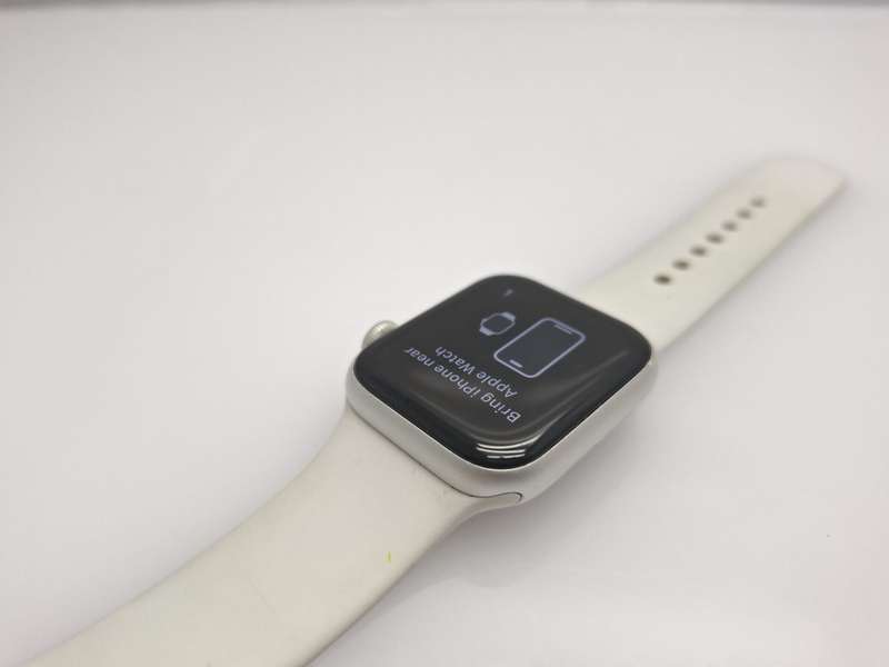 Apple Watch Series 4 40mm GPS Only Silver (3 Month Warranty)