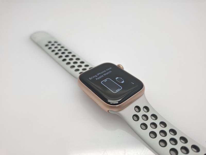 Apple Watch Series 4 40mm GPS Only Rose Gold (3 Month Warranty) - With White Nike Straps