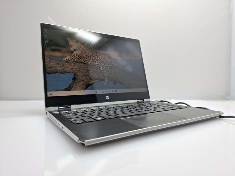 HP Pavilion x360 Convertible 14-cd0002ni "Core i5" 2.5GHz 8GB RAM 512GB SSD | Cracked Screen + No...