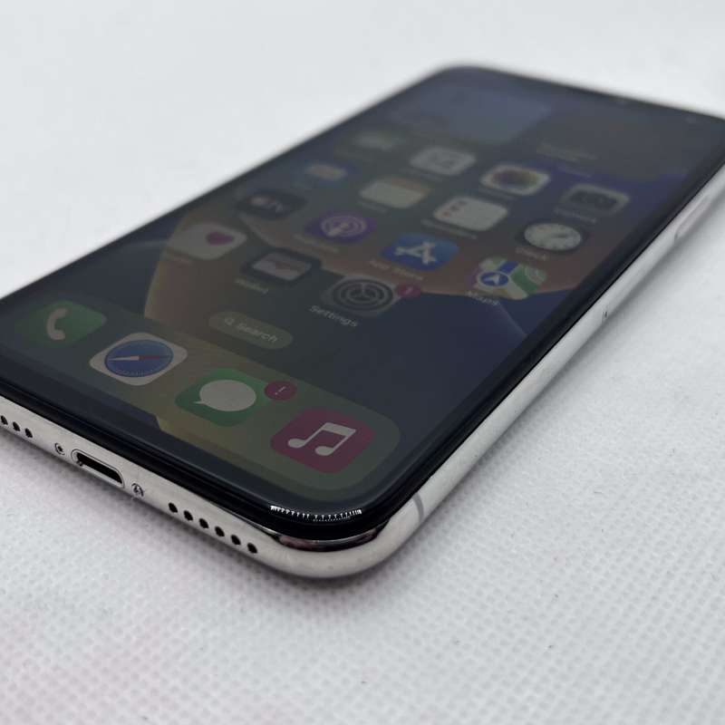 iPhone X 64GB White (3 Month Warranty)