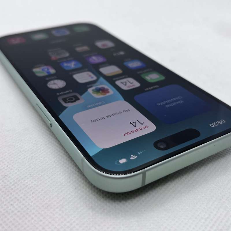 iPhone 15 128GB Green (12 Month Warranty) - Mint Condition