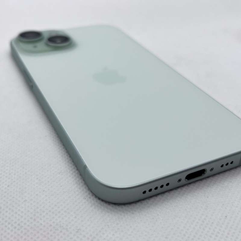 iPhone 15 128GB Green (12 Month Warranty) - Mint Condition