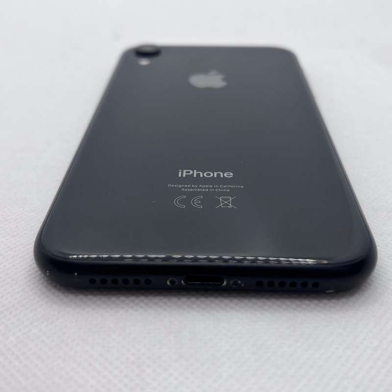 iPhone XR 128GB Dark Spot Black