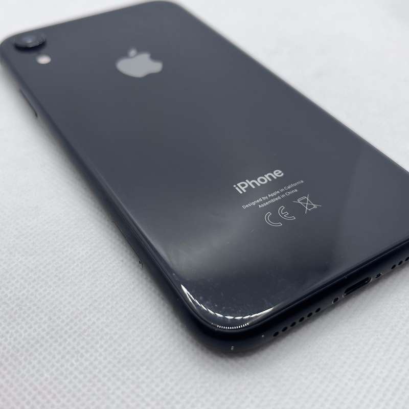 iPhone XR 128GB Dark Spot Black