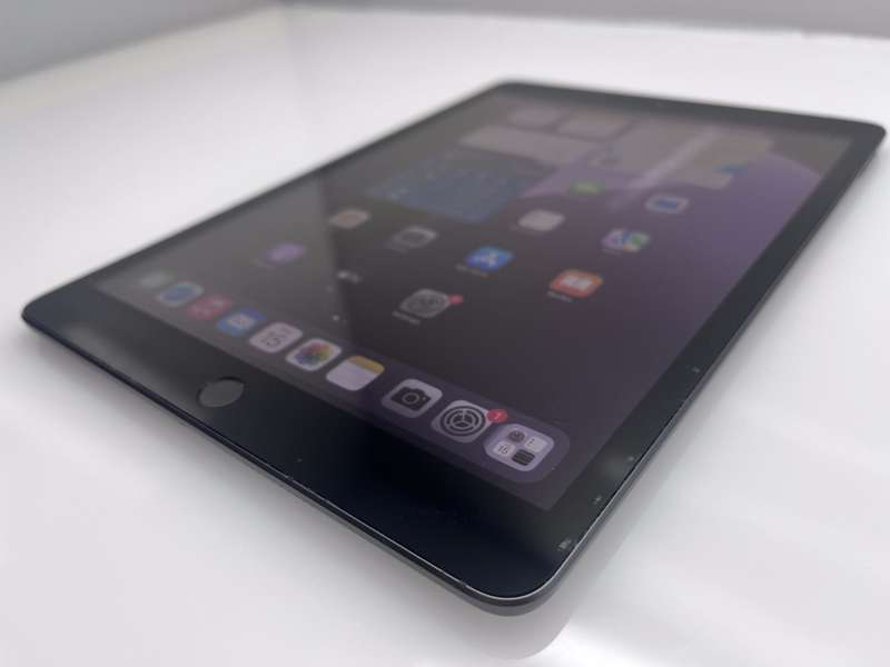 iPad 10.2" 9th Gen 64GB (Wifi Only) No Touch ID| Bright Spot Space Grey (3 Month Warranty)