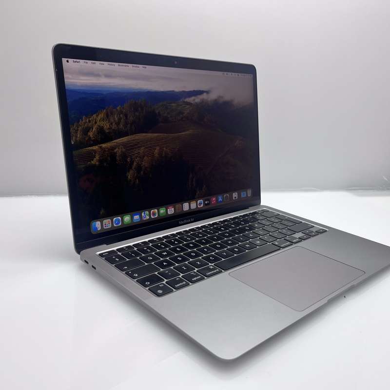 MacBook Air "M1" 8CPU/7GPU 13-Inch 8GB RAM 256GB SSD (2020) Silver (12 Month Warranty)