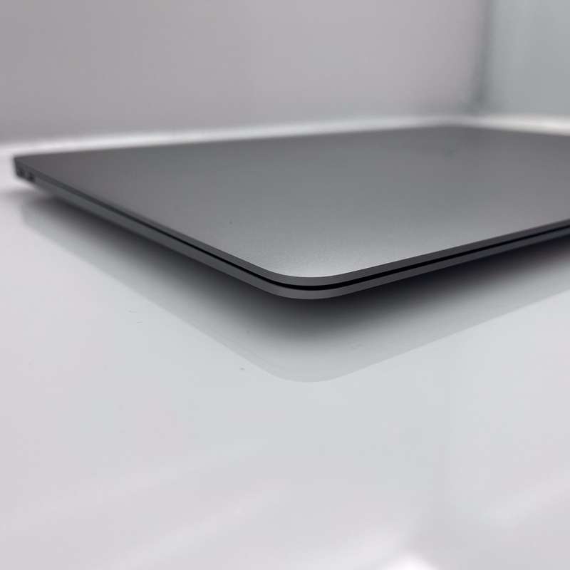 MacBook Air "M1" 8CPU/7GPU 13-Inch 8GB RAM 256GB SSD (2020) Silver (12 Month Warranty)