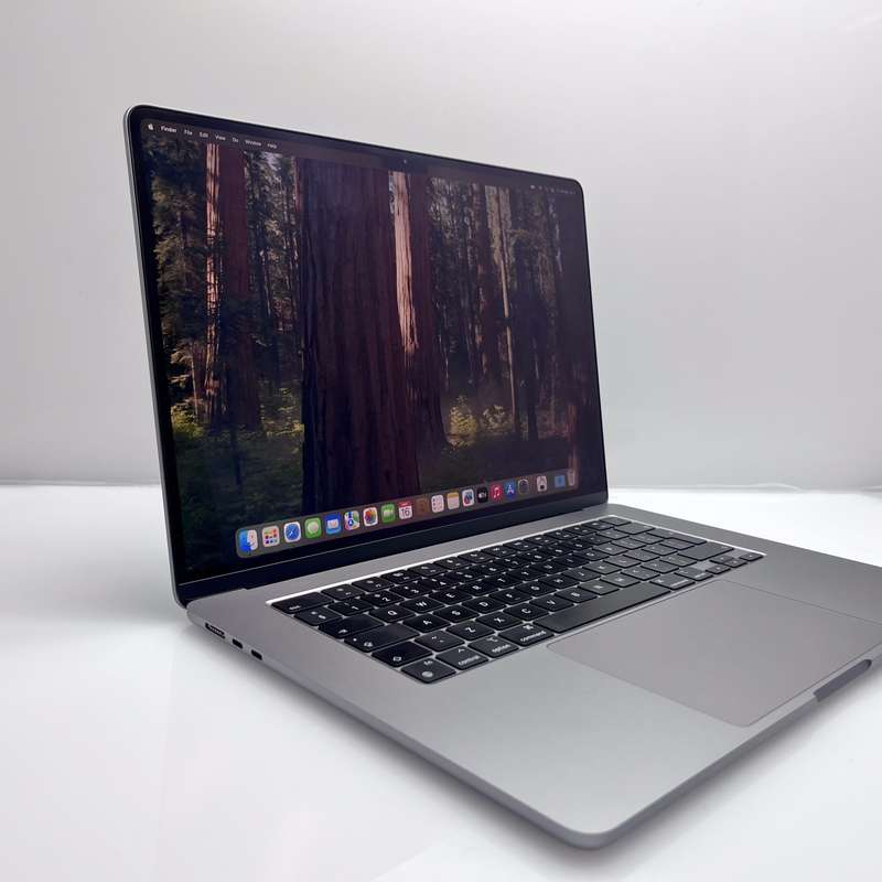 MacBook Air "M2" 8CPU/10GPU 15-Inch 8GB RAM 512GB SSD Silver (12 Month Warranty)