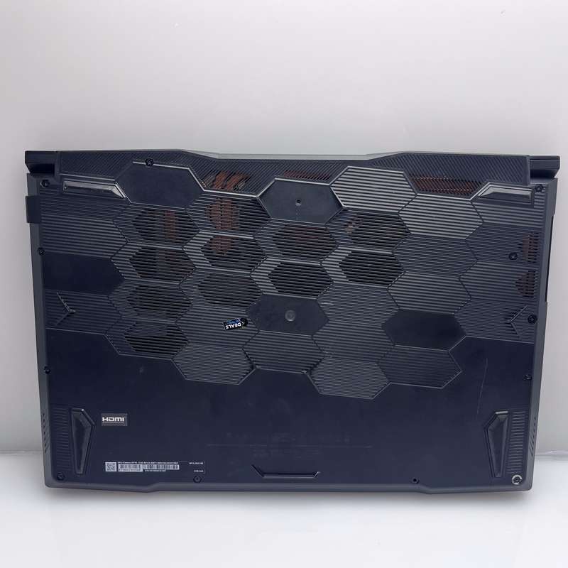 MSI Katana GF76 12UE "Core i7" 16GB RAM 1TB NYME SSD Black