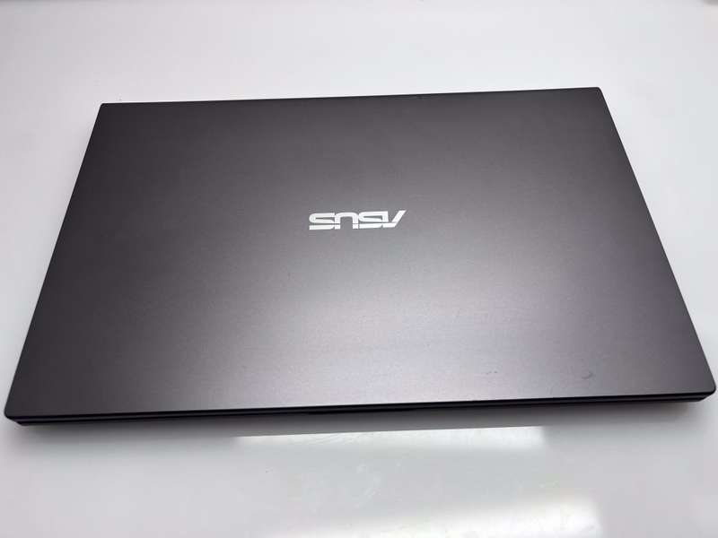 Asus X515M 4GB RAM 256GB SSD Silver (6 Month Warranty)