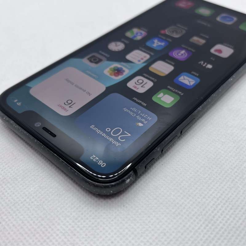 iPhone 11 64GB Midnight (6 Month Warranty)