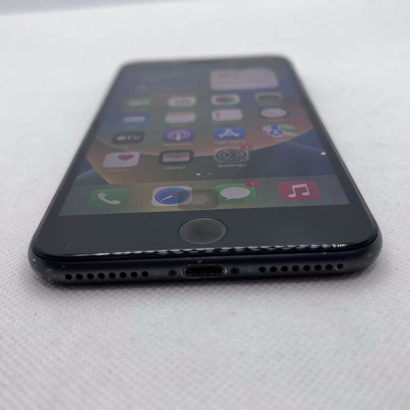 iPhone 8 Plus 64GB No Home Button No Touch ID Space Grey (3 Month Warranty)