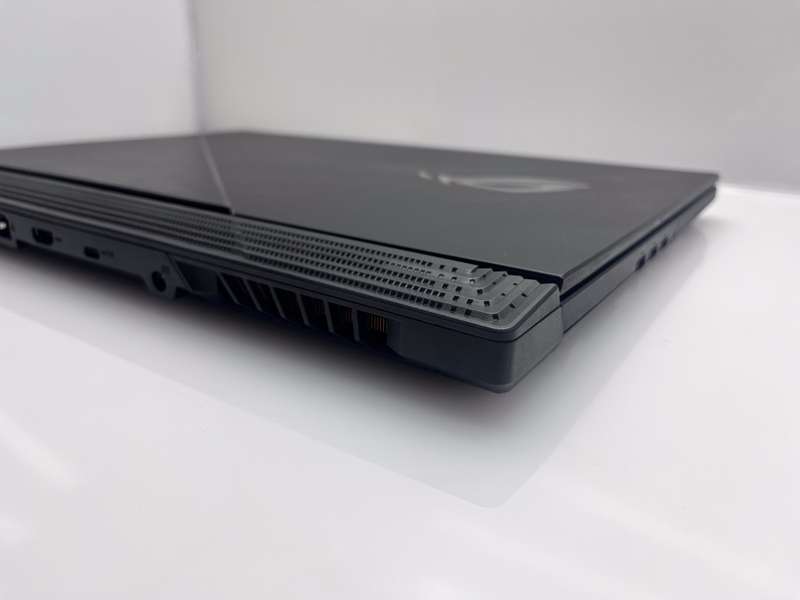 Asus Rog Strix Scar 17 G732LXS "Core i7" 64GB DDR4 2x M.2 NVME SSD Black (12 Month Warranty)