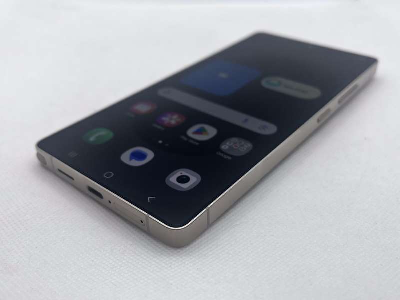 Samsung Galaxy S25 Ultra 256GB Silver (12 Month Warranty) - Mint Condition