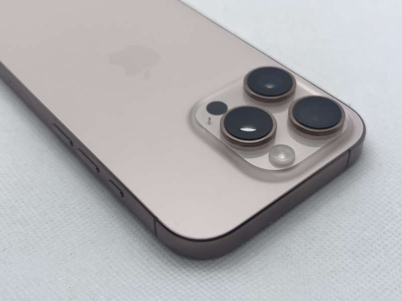 iPhone 16 Pro 256GB Gold (12 Month Warranty) - Mint Condition